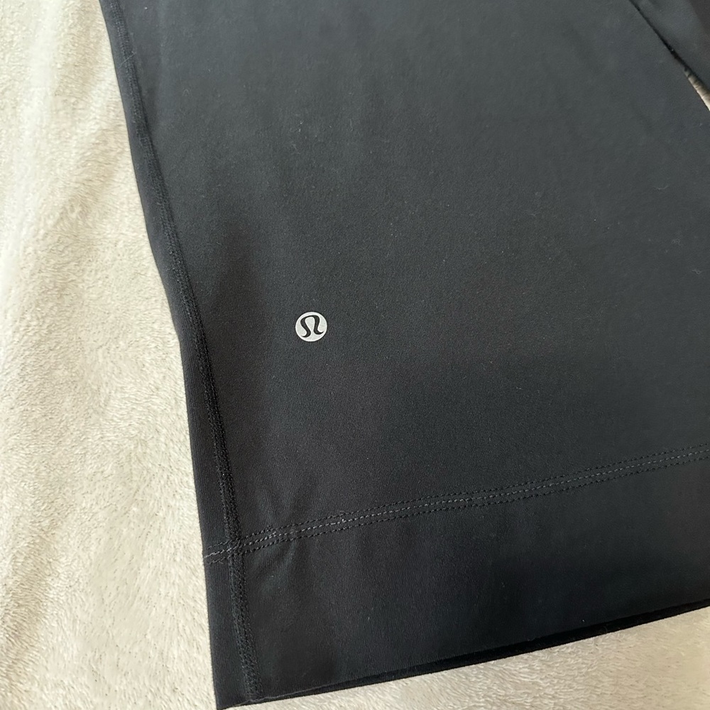 Lululemon Still Crop - Picture 6 of 12